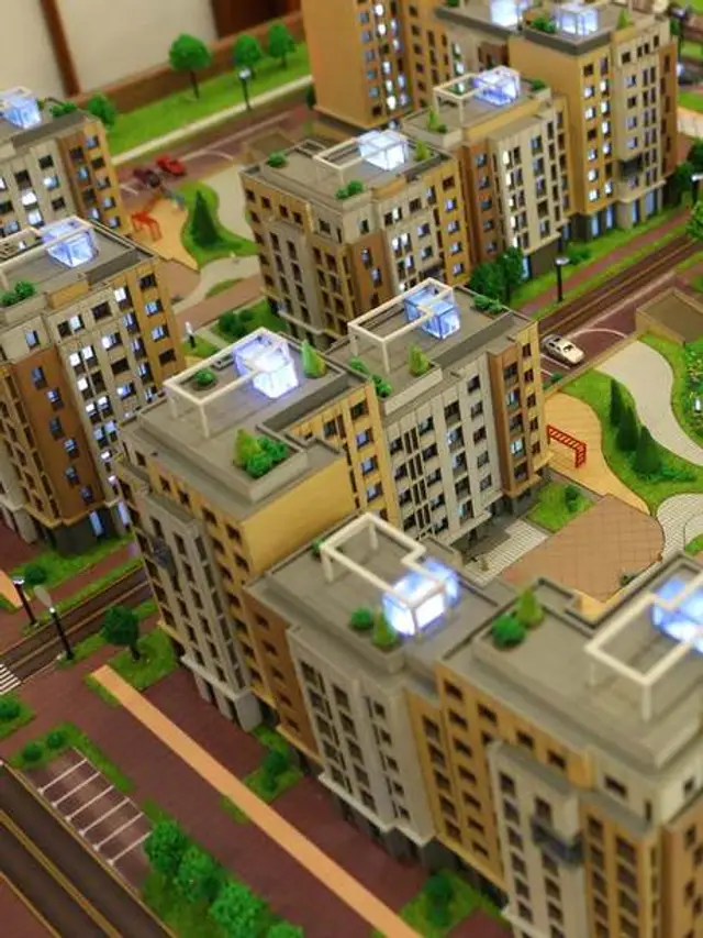 Expo City courtyard blocks with rooftop lighting, 1:250